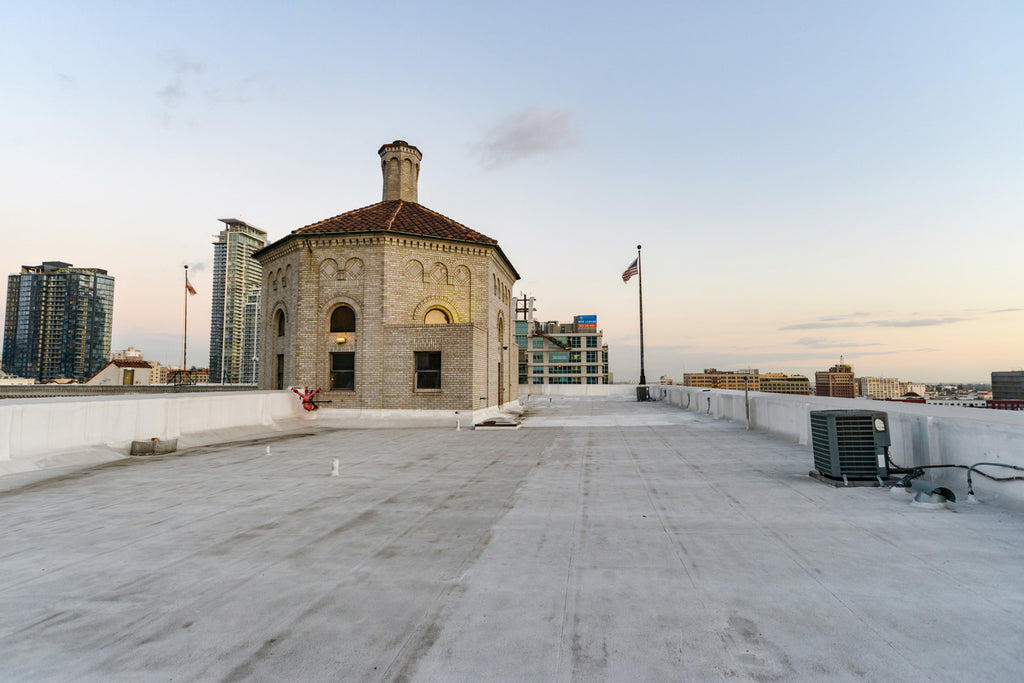 COMM2076_Exterior-Garage-Roof-Basement