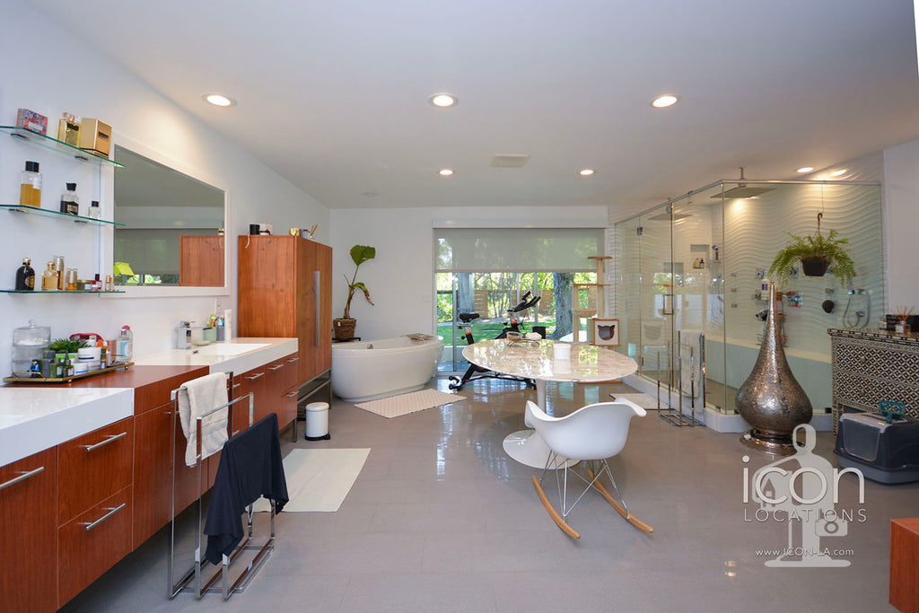 Mid Century - MID2072