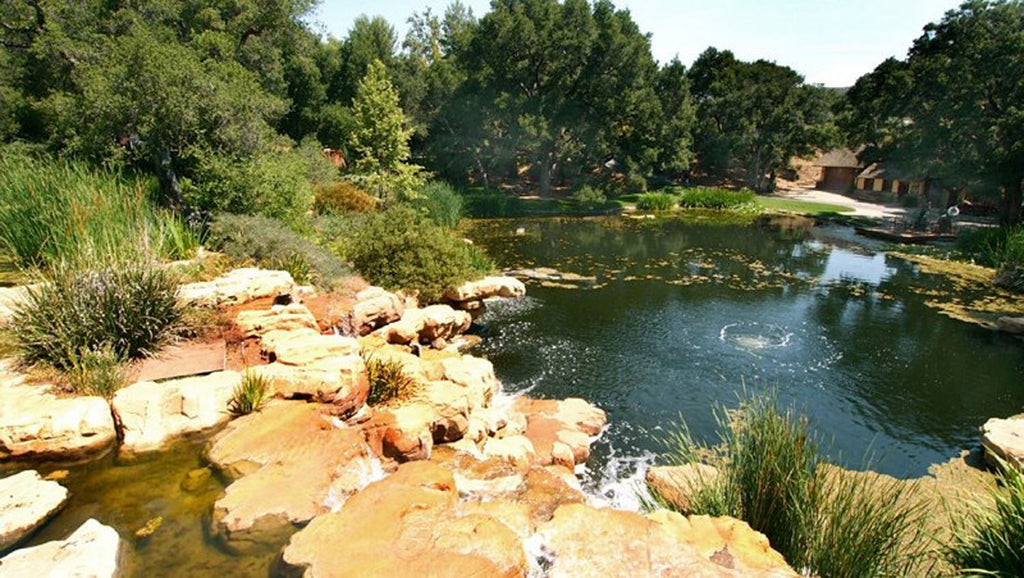 RA3155-5_Lake, Pond, Pool, Fishing Hole